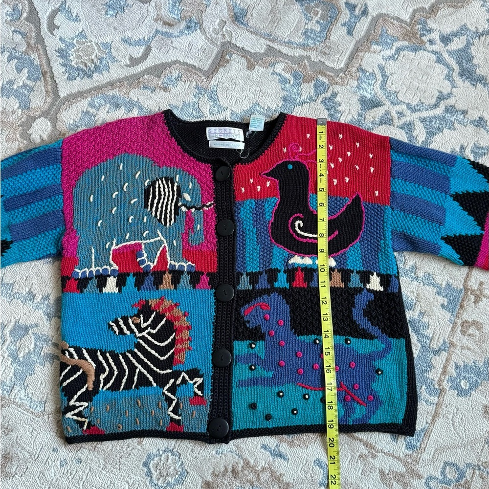 Colorful Animal Motif Button-Front Cardigan Sweater - Multicolor - Picture 5 of 9